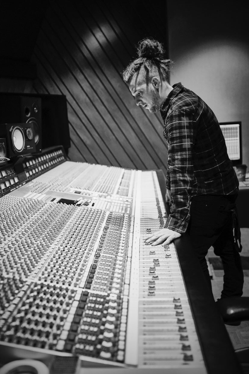 Cult Drum Sounds - Chris Snow